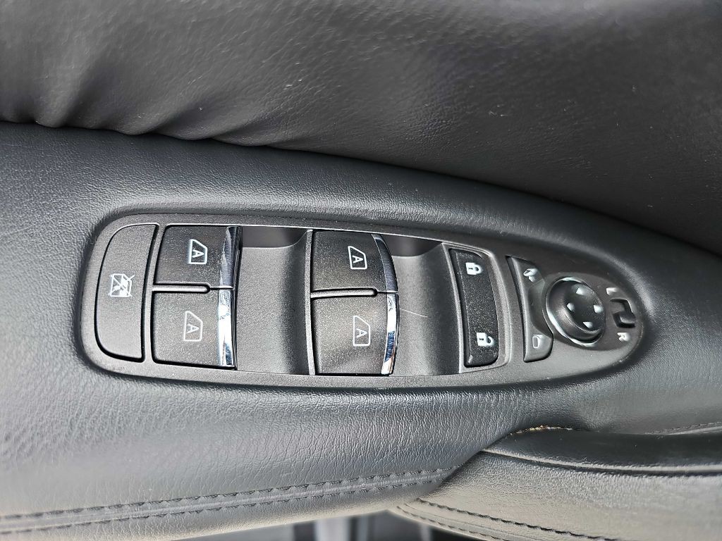 2014 INFINITI QX80 Image 67