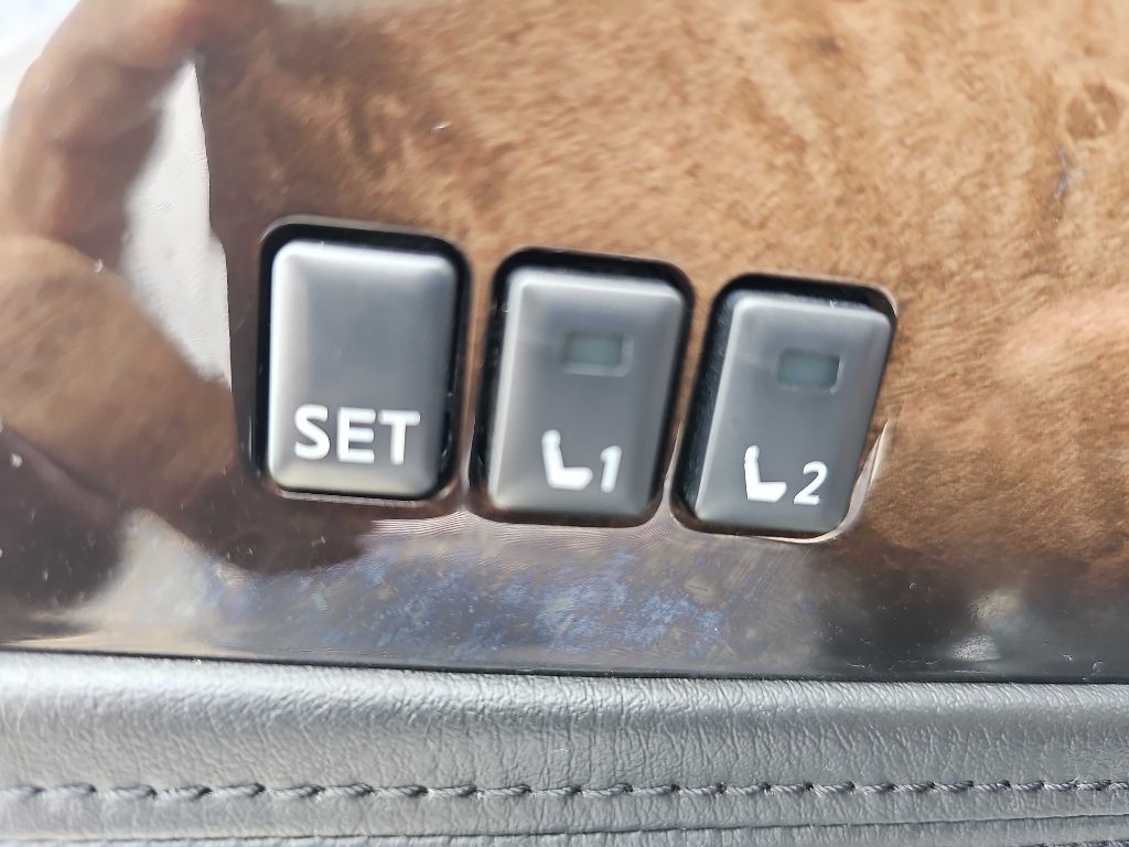 2014 INFINITI QX80 Image 68