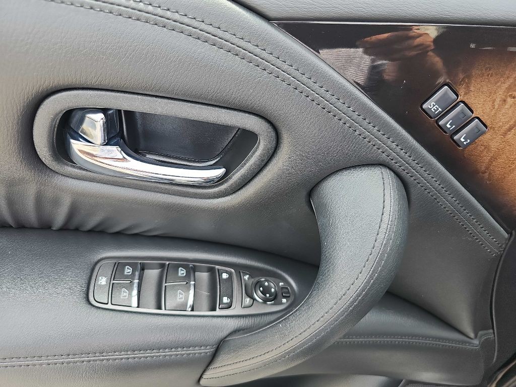 2014 INFINITI QX80 Image 69