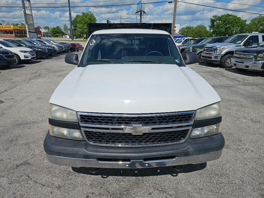 2006 Chevrolet Silverado 1500 Image 3