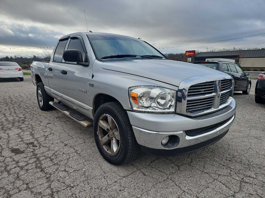 2008 Dodge Ram 1500 Image 2