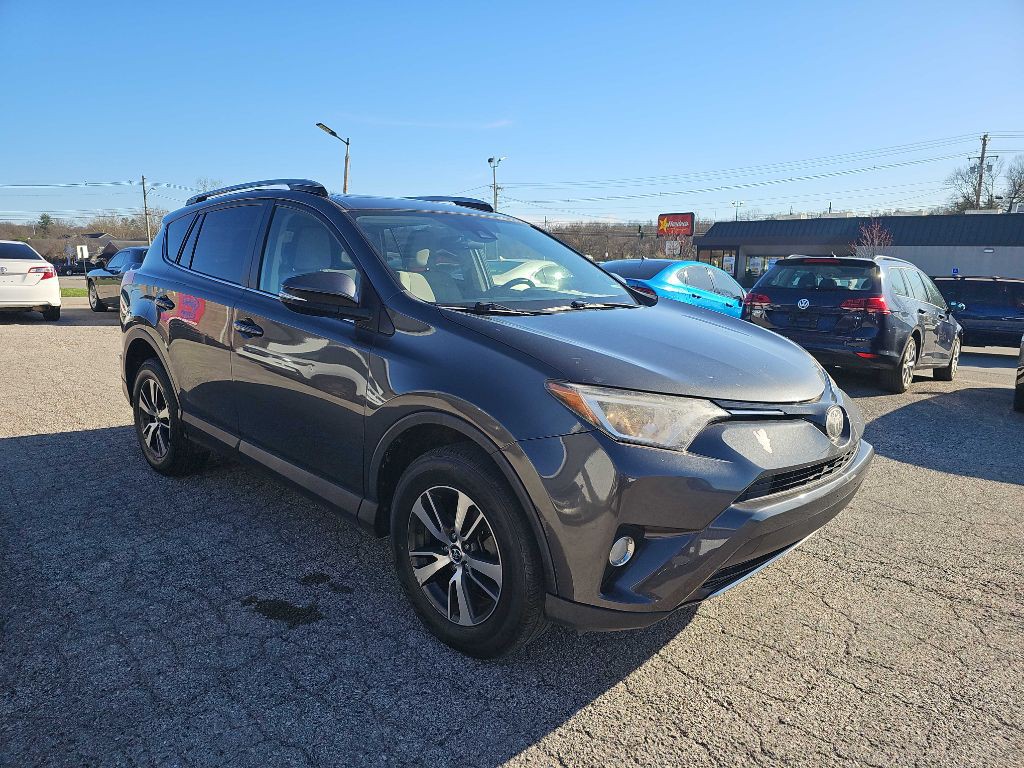 2018 Toyota Rav4 Image 2