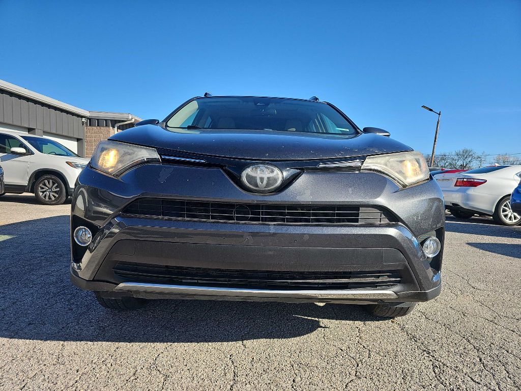 2018 Toyota Rav4 Image 4