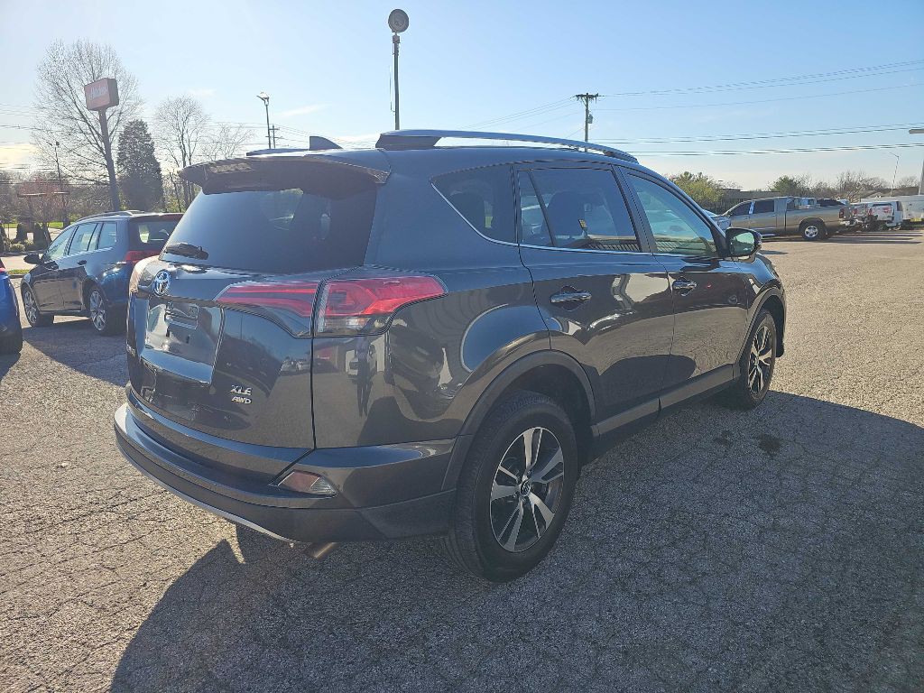 2018 Toyota Rav4 Image 5