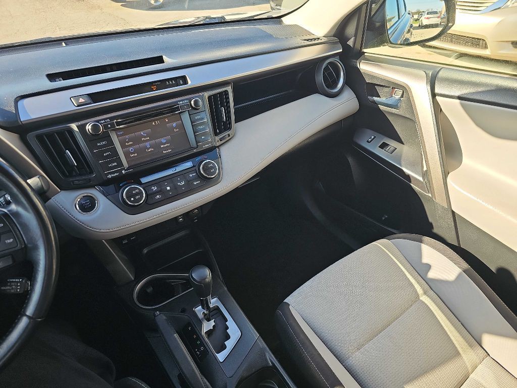 2018 Toyota Rav4 Image 32