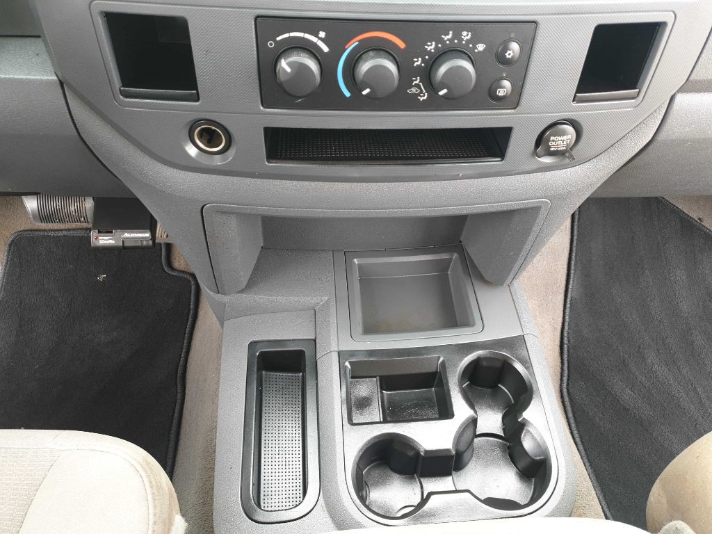 2006 Dodge Ram 2500 Image 34