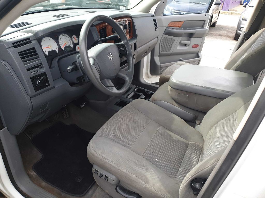 2006 Dodge Ram 2500 Image 37