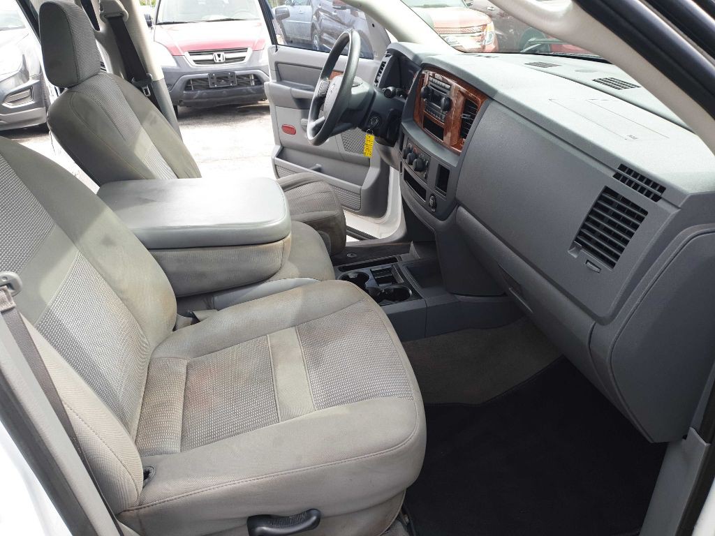 2006 Dodge Ram 2500 Image 38