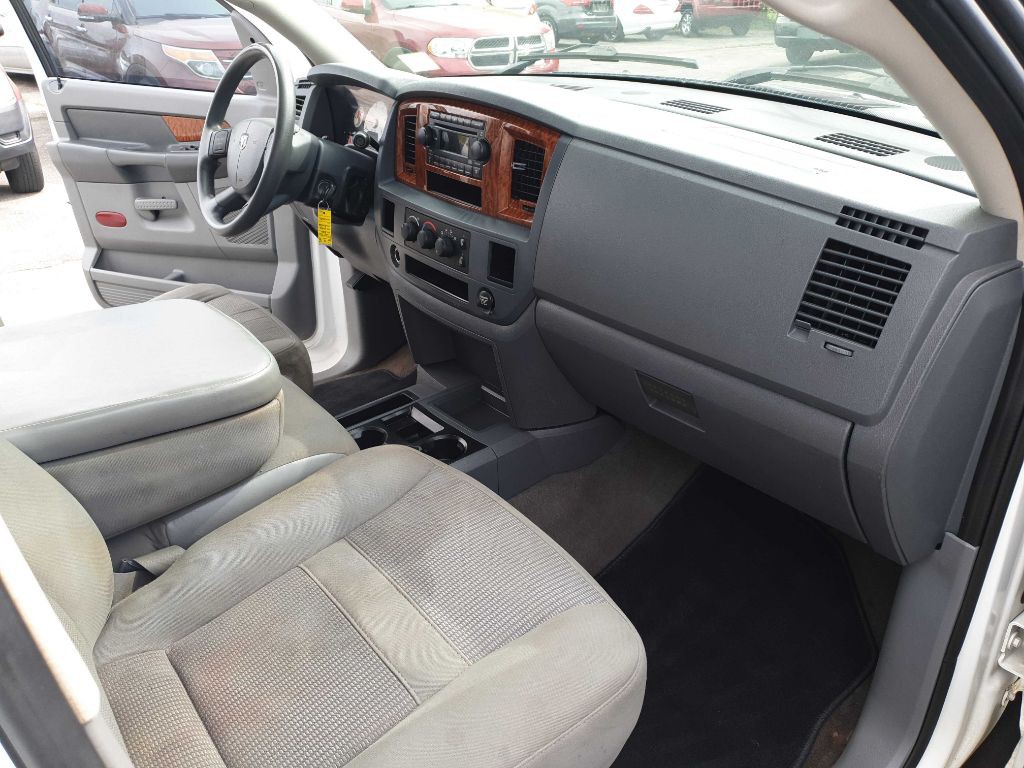 2006 Dodge Ram 2500 Image 39