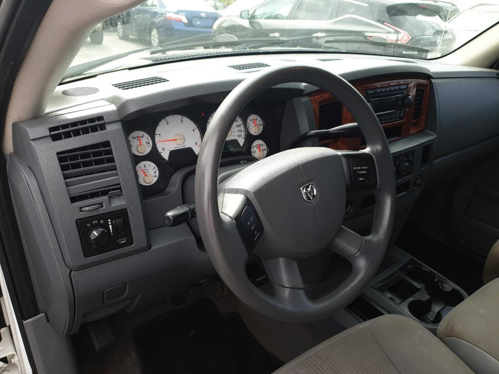 2006 Dodge Ram 2500 Image 43