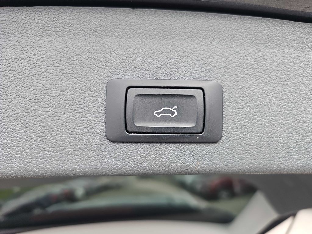 2017 Audi Q5 Image 33