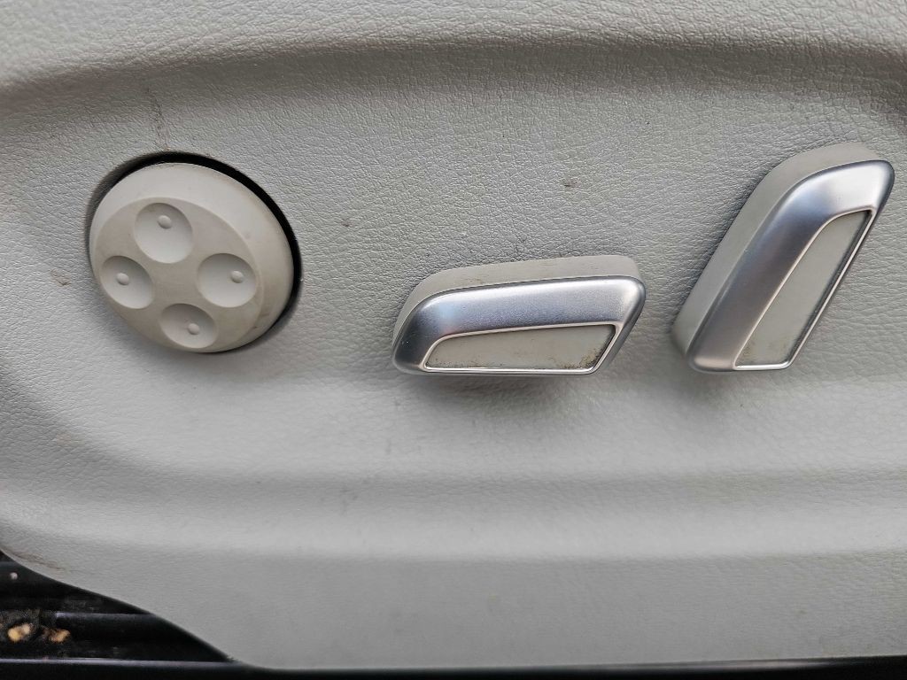 2017 Audi Q5 Image 36