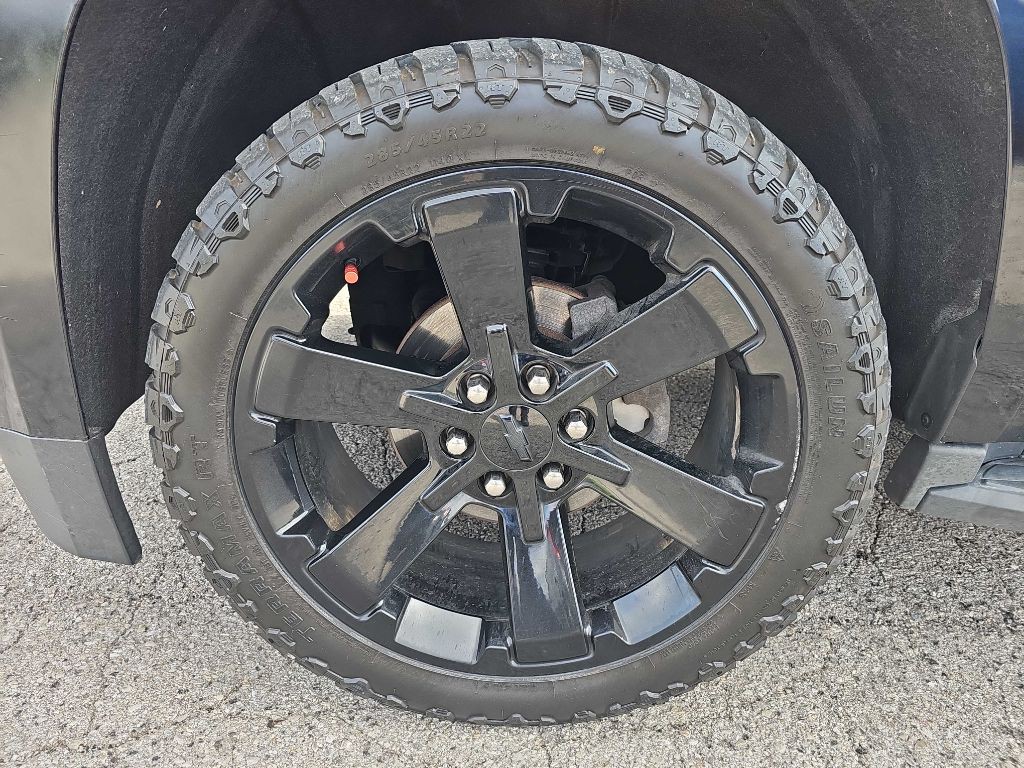 2017 Chevrolet Tahoe Image 12