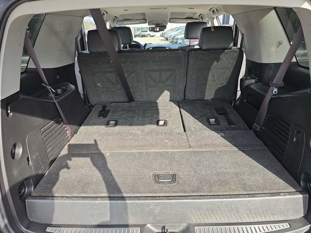 2017 Chevrolet Tahoe Image 29