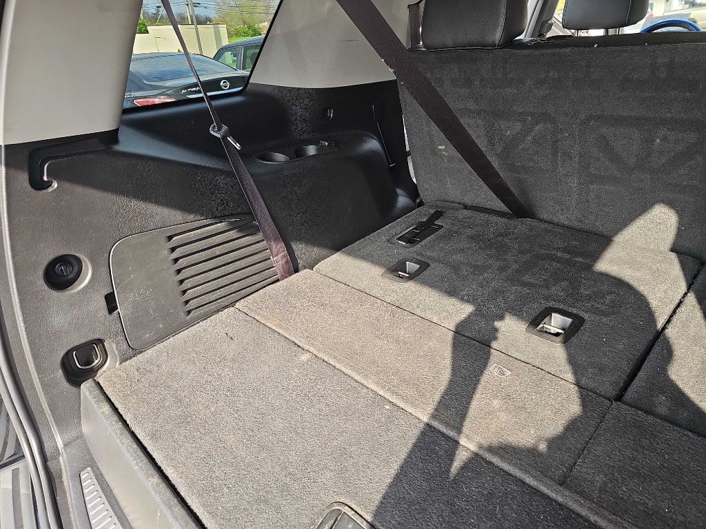 2017 Chevrolet Tahoe Image 30