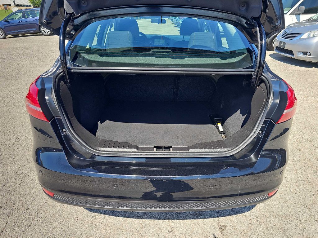 2018 Ford Focus Image 23