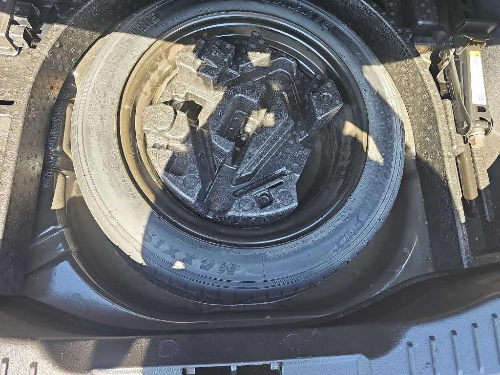 2018 Ford Focus Image 24