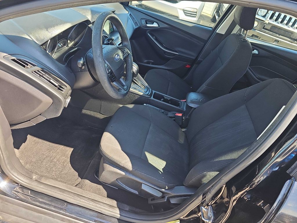 2018 Ford Focus Image 26
