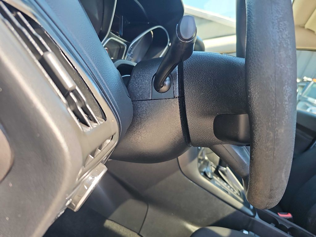 2018 Ford Focus Image 38
