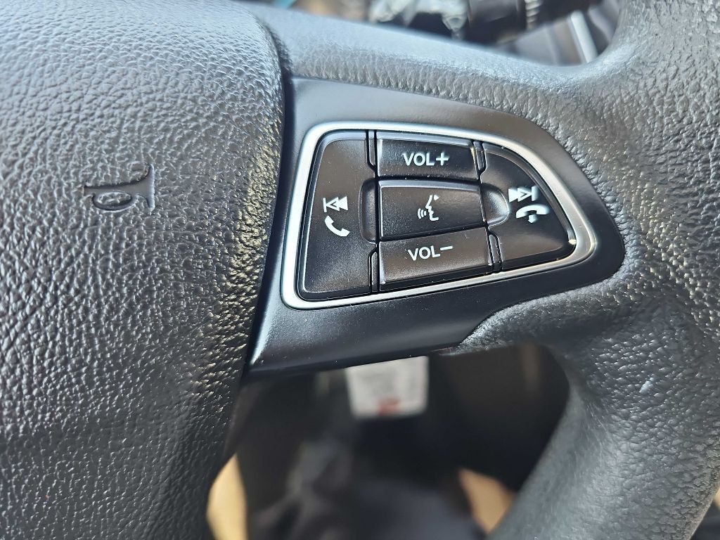 2018 Ford Focus Image 41