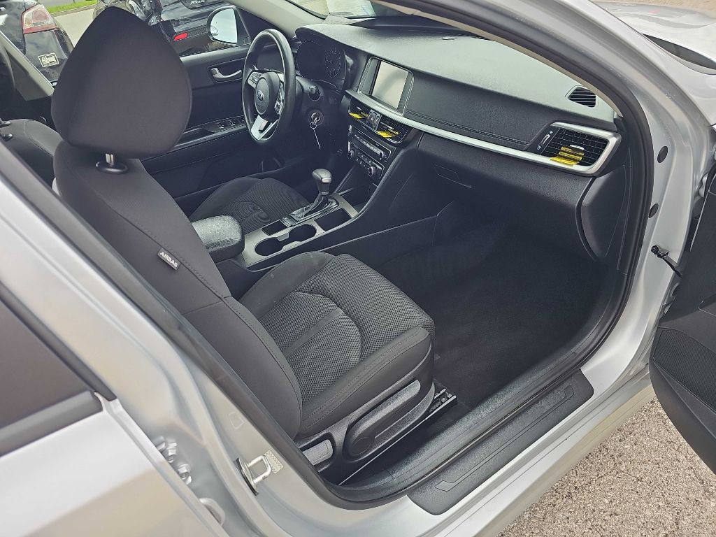 2019 Kia Optima Image 26
