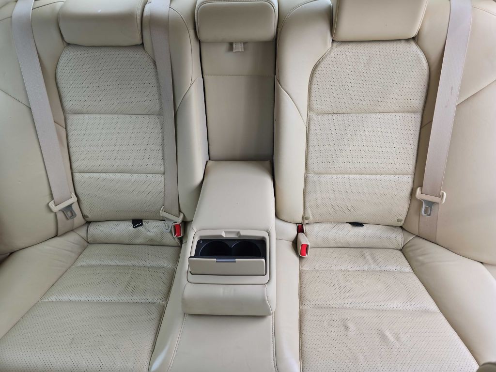 2010 Acura TL Image 38