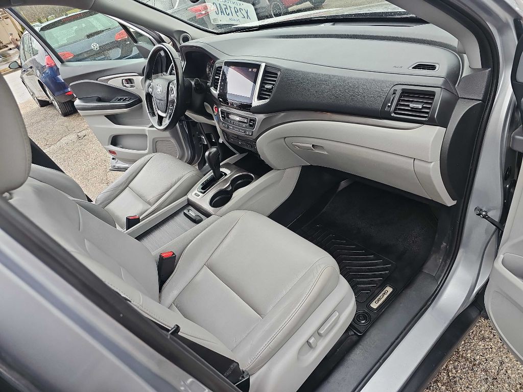2016 Honda Pilot Image 21