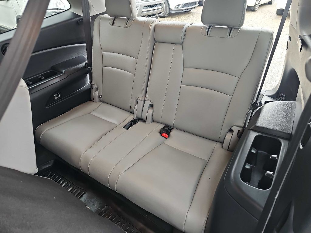 2016 Honda Pilot Image 22