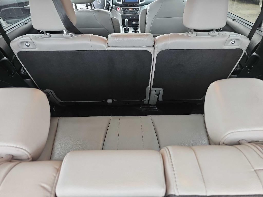 2016 Honda Pilot Image 23