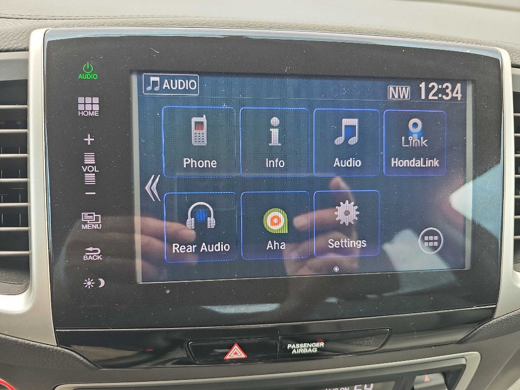 2016 Honda Pilot Image 37