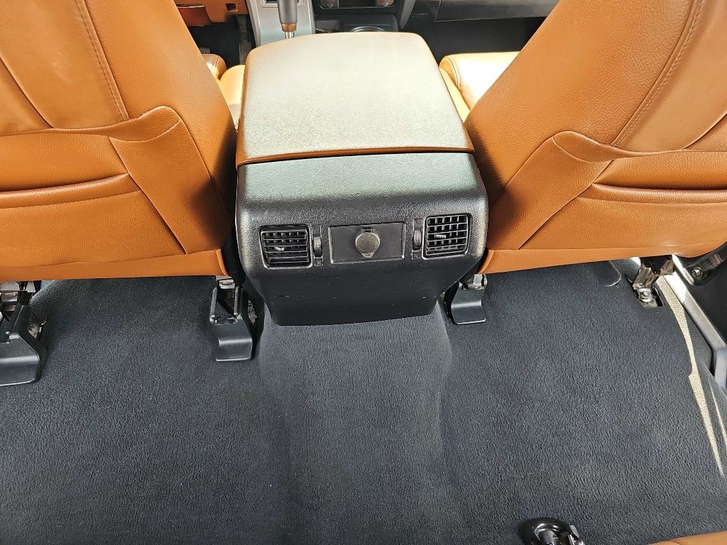2013 Toyota Tundra Image 38