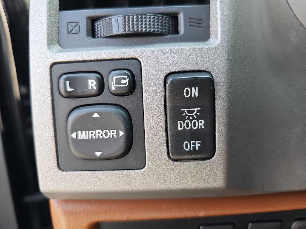 2013 Toyota Tundra Image 56