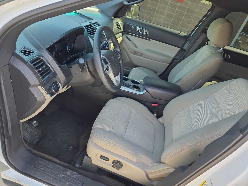 2014 Ford Explorer Image 15