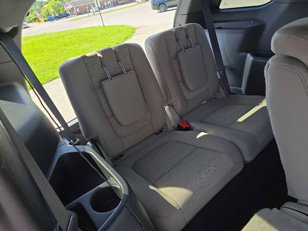 2014 Ford Explorer Image 18