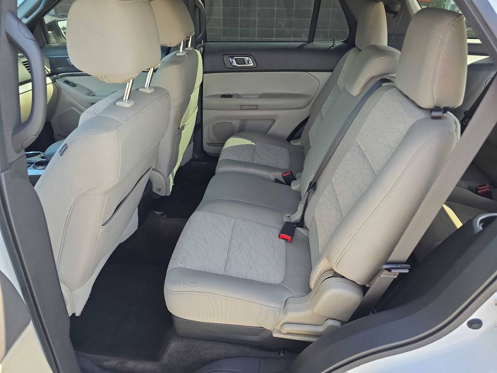 2014 Ford Explorer Image 21