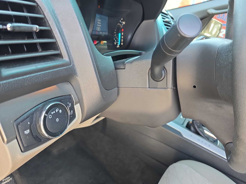 2014 Ford Explorer Image 28