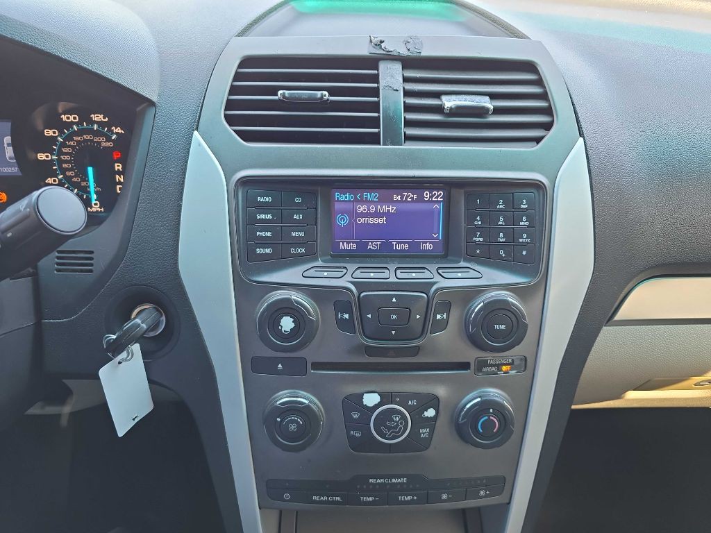 2014 Ford Explorer Image 34