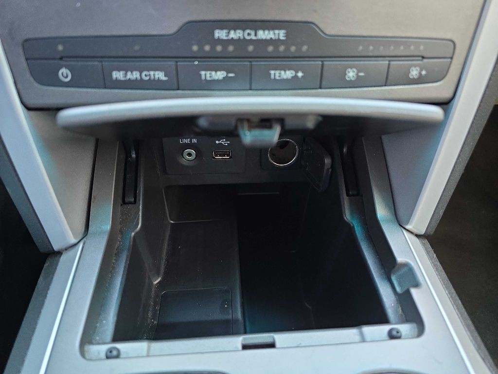 2014 Ford Explorer Image 35