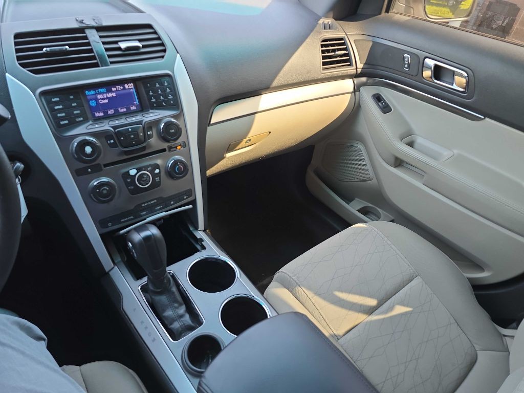 2014 Ford Explorer Image 39