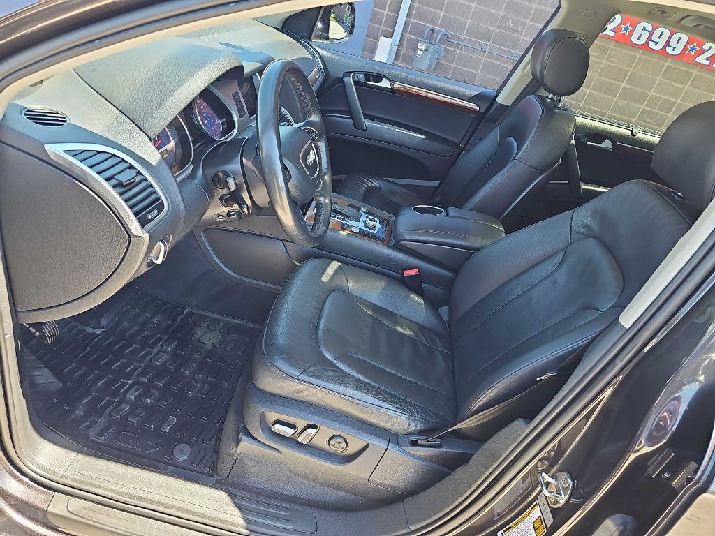2015 Audi Q7 Image 28