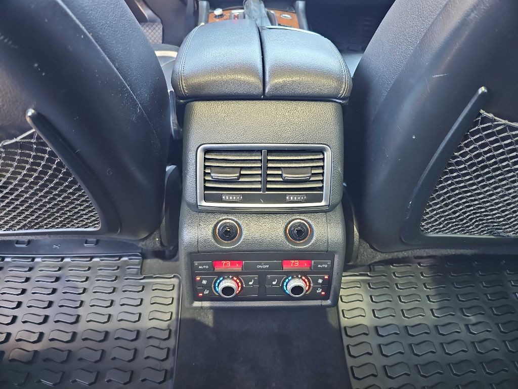2015 Audi Q7 Image 47