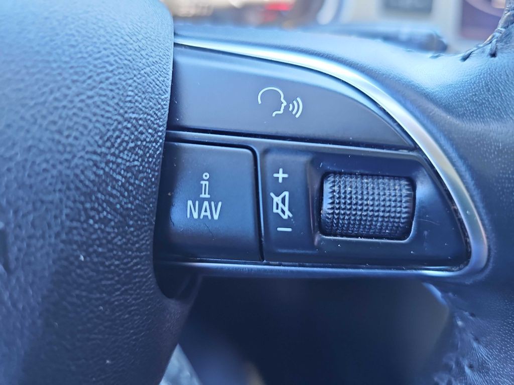 2015 Audi Q7 Image 75