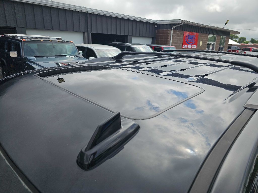 2015 Chevrolet Suburban Image 14