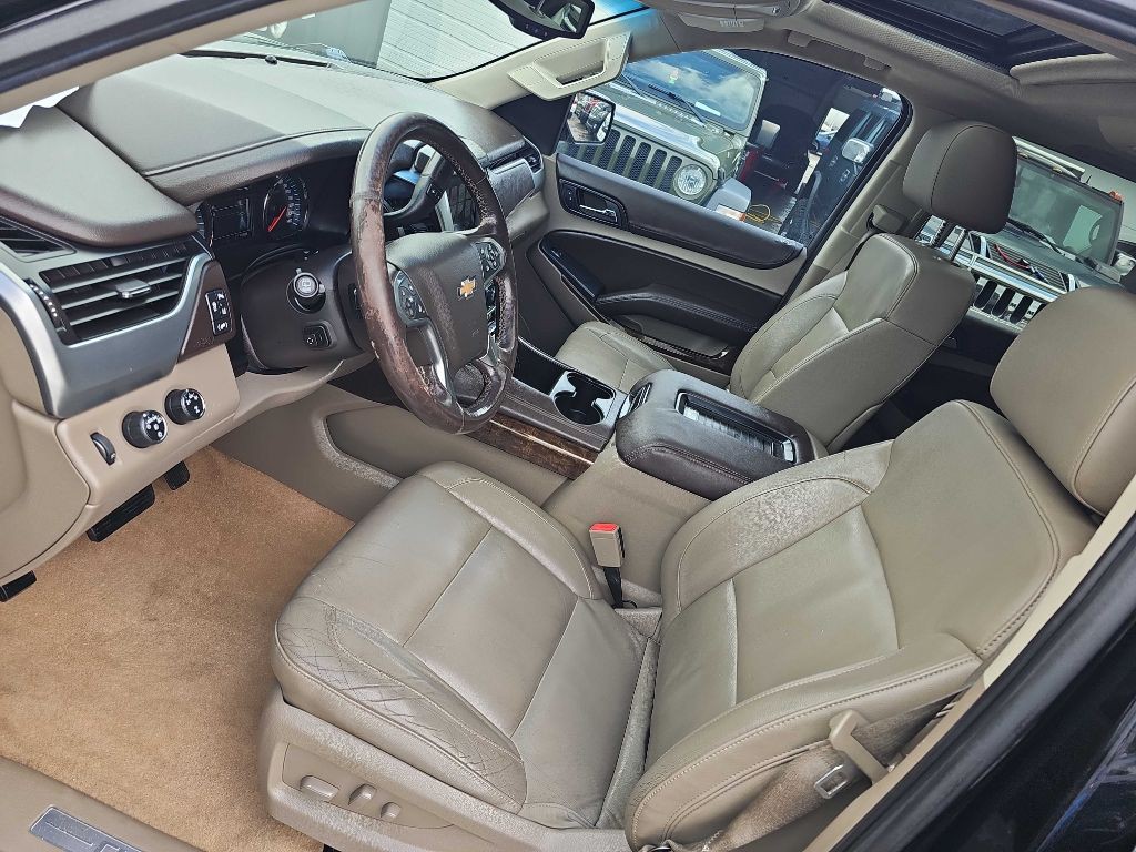 2015 Chevrolet Suburban Image 29