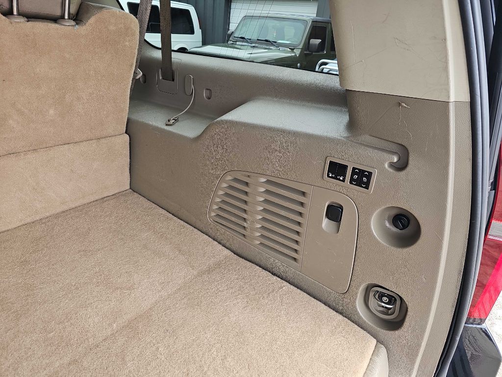 2015 Chevrolet Suburban Image 39