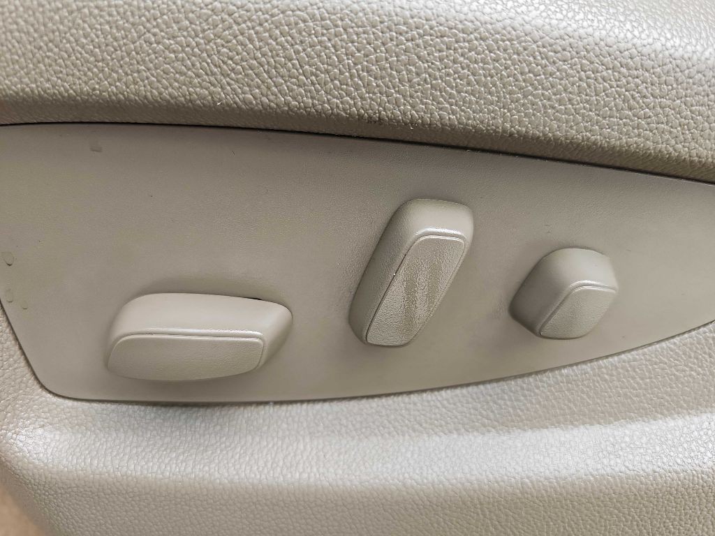2015 Chevrolet Suburban Image 49