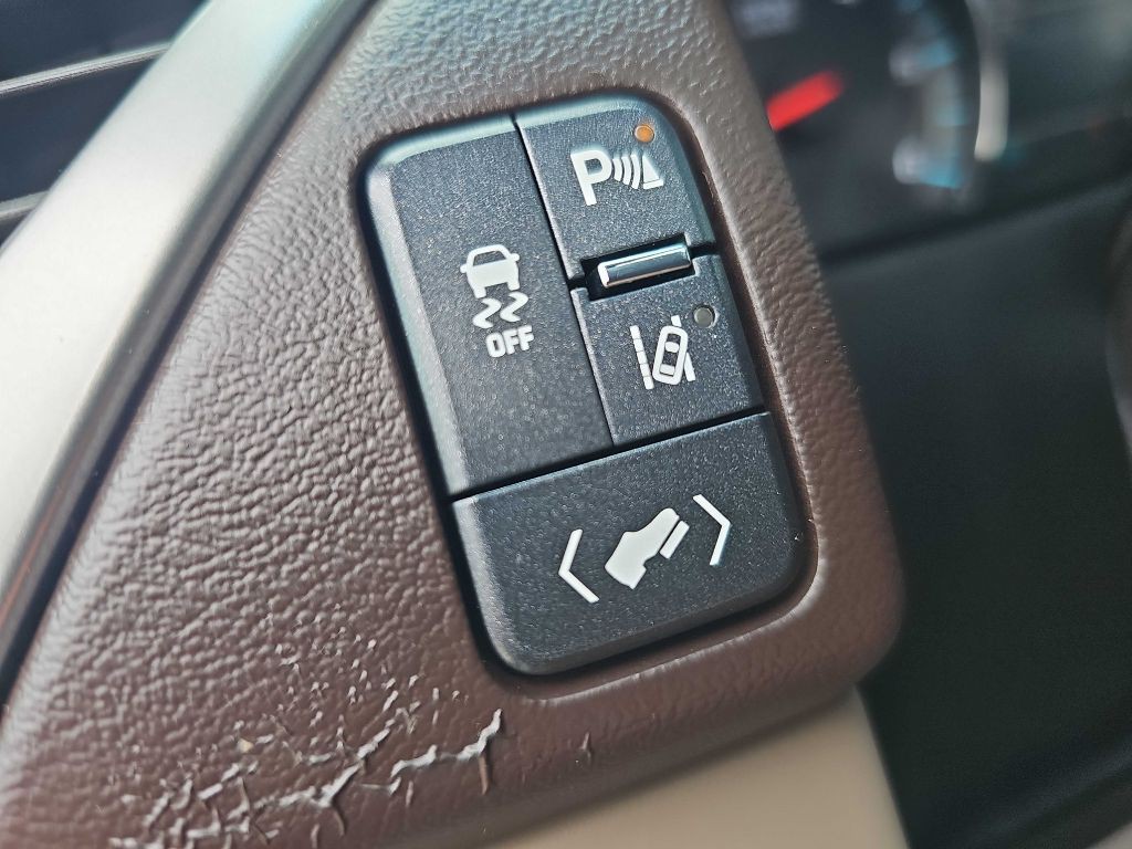 2015 Chevrolet Suburban Image 52
