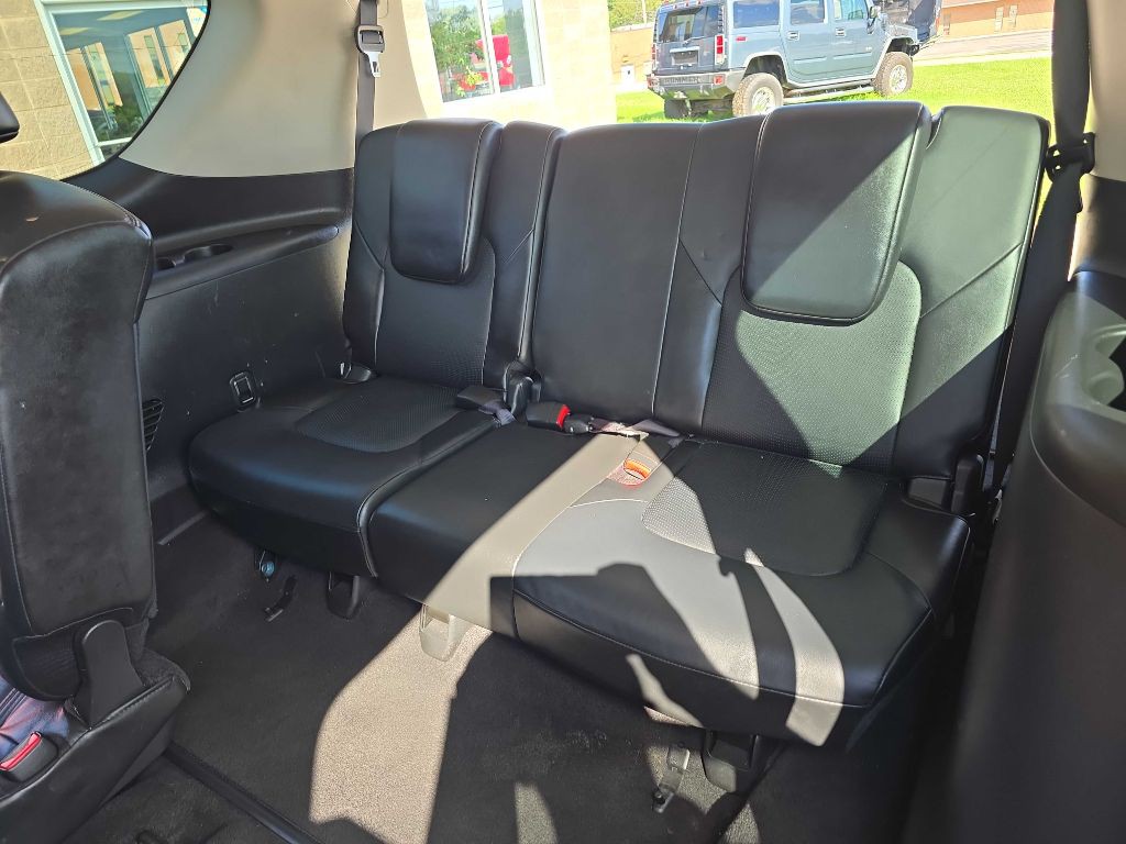 2018 Nissan Armada Image 32