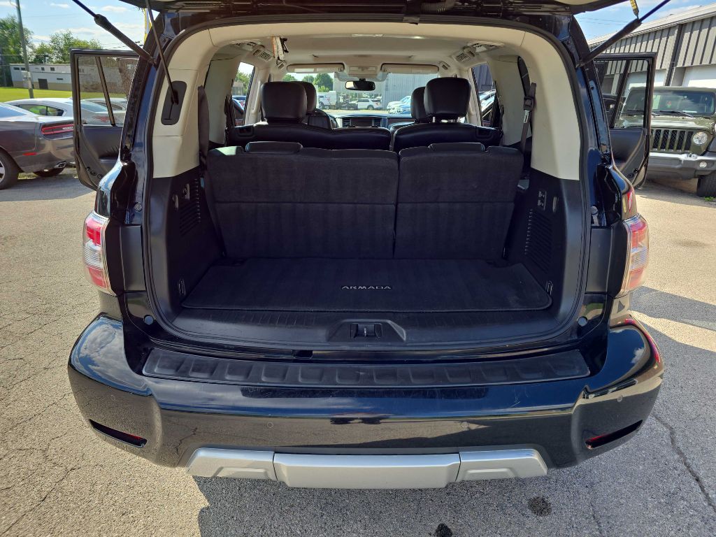 2018 Nissan Armada Image 35