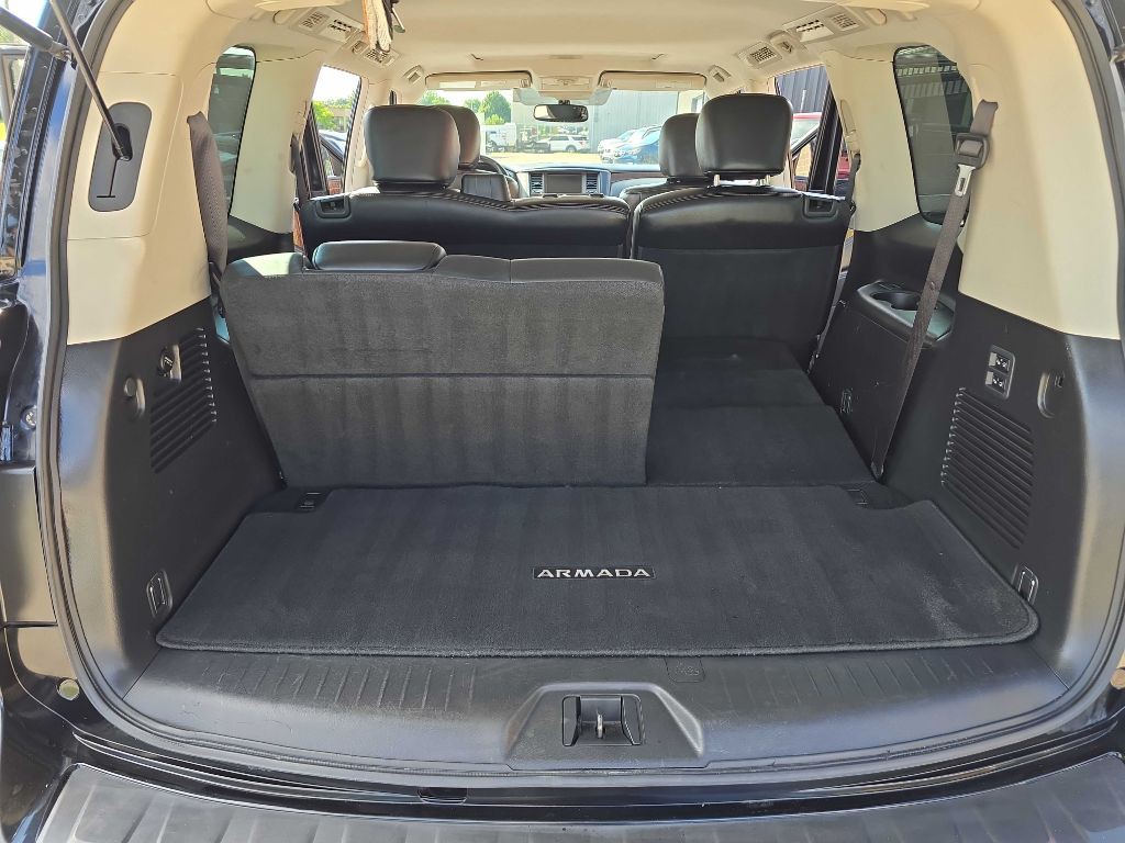 2018 Nissan Armada Image 37